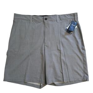 NWT Reebok Golf DXL Comfort Waistband Chino Shorts 44